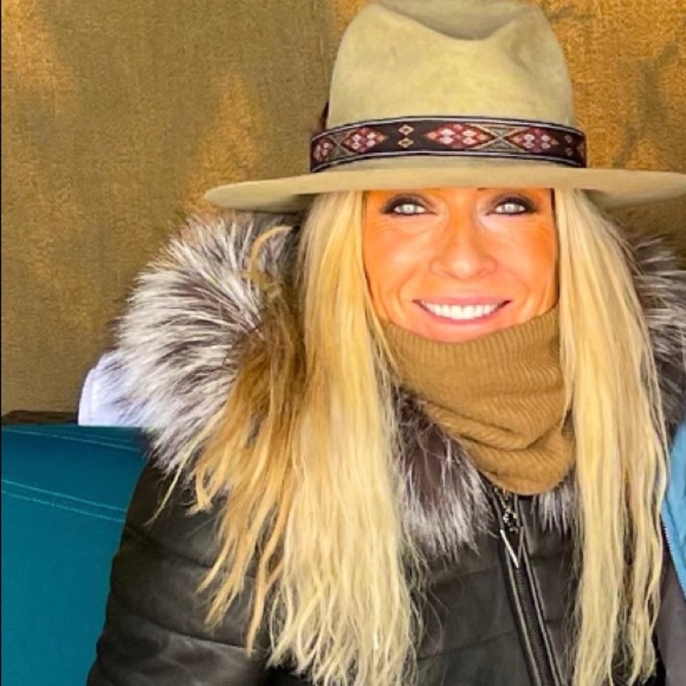 Meet your Posher, Shawna